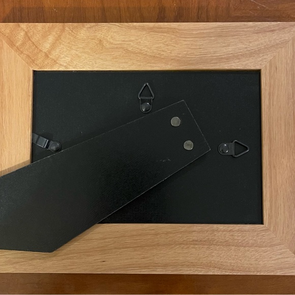 New Engraved Wooden Picture Frame"Aunts Are Like Moms Only Cooler " 4X6 or 5x7 - Picture 4 of 4